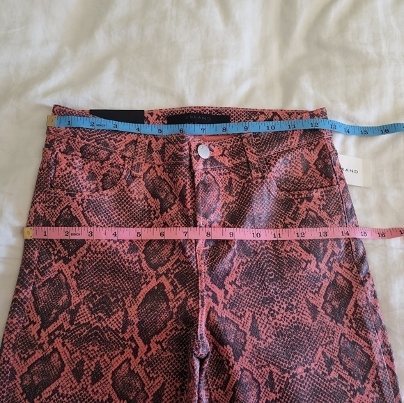J Brand faux Snakeskin Selena midrise cropped boot photo ready pants size 26 - Picture 3 of 9